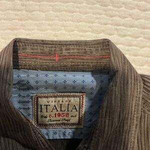 Vintage Italian buttons up t shirt NOTE IT IS MISSING A BUTTON IN THE SLEEVE.
